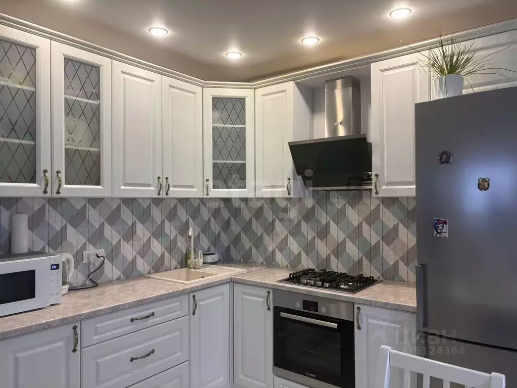 2-к кв. Мордовия, Саранск ул. Тани Бибиной, 1/8 (62.0 м) - Фото 1