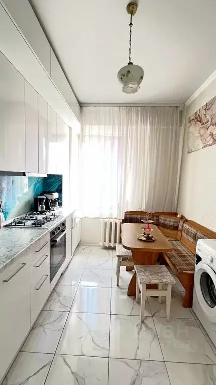 2-к кв. Омская область, Омск ул. 10 лет Октября, 115 (62.0 м) - Фото 1