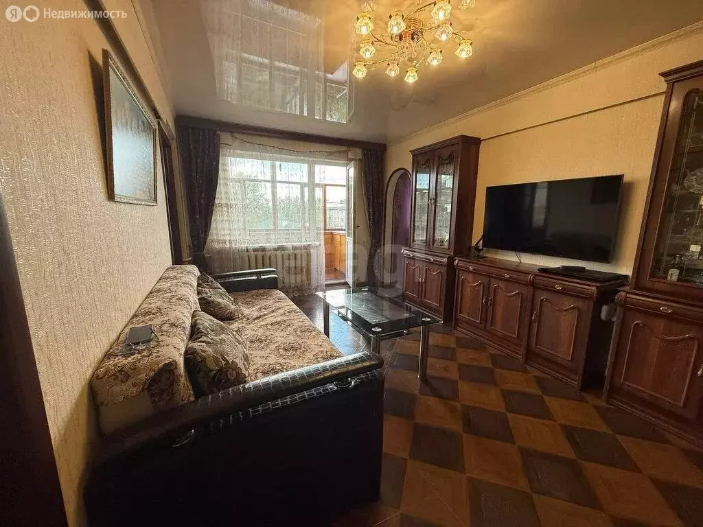 3-комнатная квартира: Калуга, улица Платова, 15 (50.8 м) - Фото 0