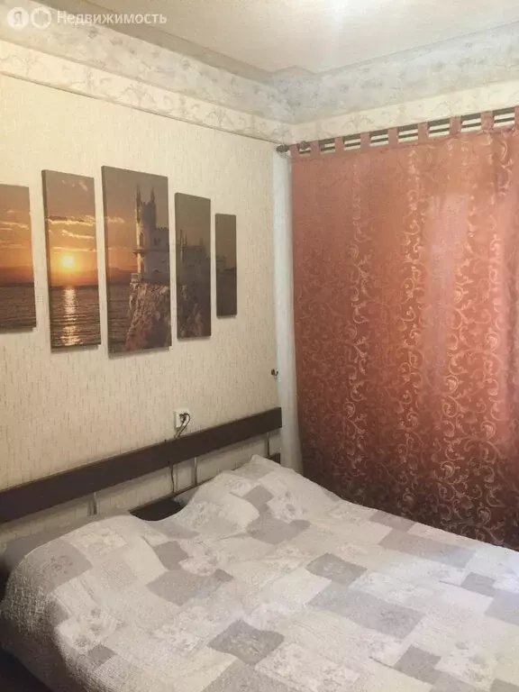 4-комнатная квартира: Ростов-на-Дону, микрорайон Сельмаш, Коммунальная ... - Фото 1