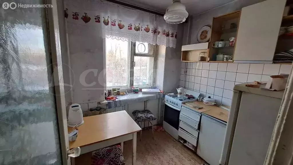 3-комнатная квартира: Тюмень, улица Республики, 175 (57 м) - Фото 2