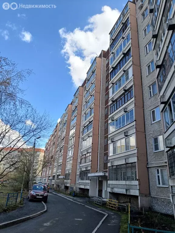 3-комнатная квартира: Екатеринбург, улица Смазчиков, 5 (64 м) - Фото 2