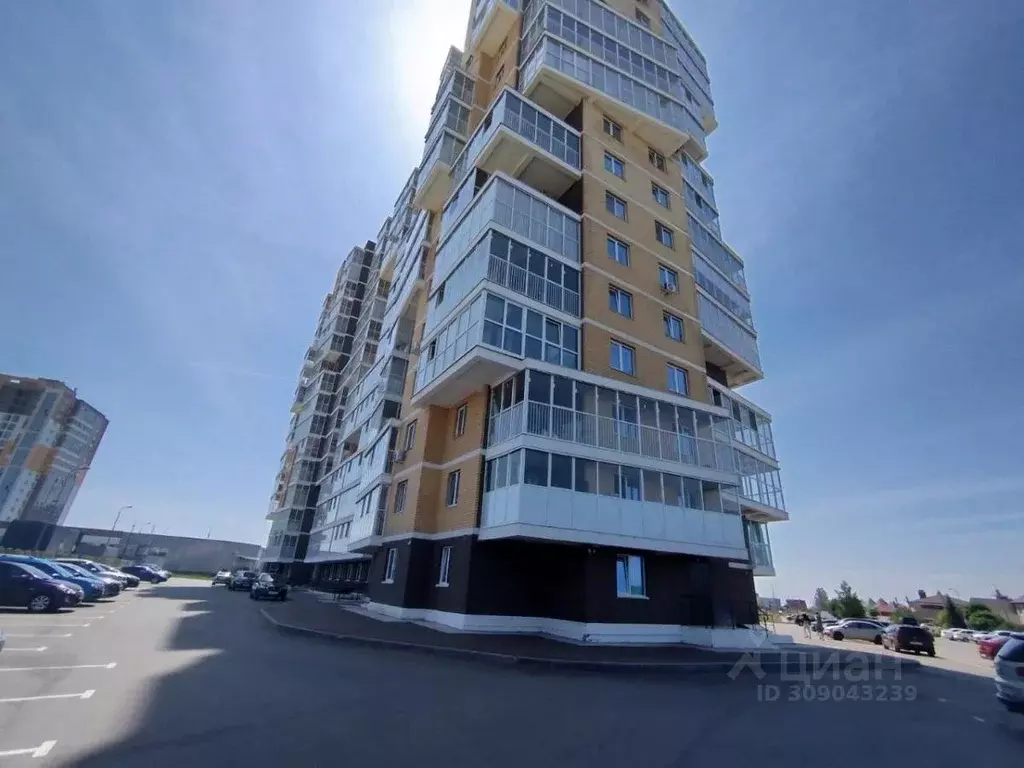 Помещение свободного назначения в Татарстан, Набережные Челны ул. ... - Фото 0