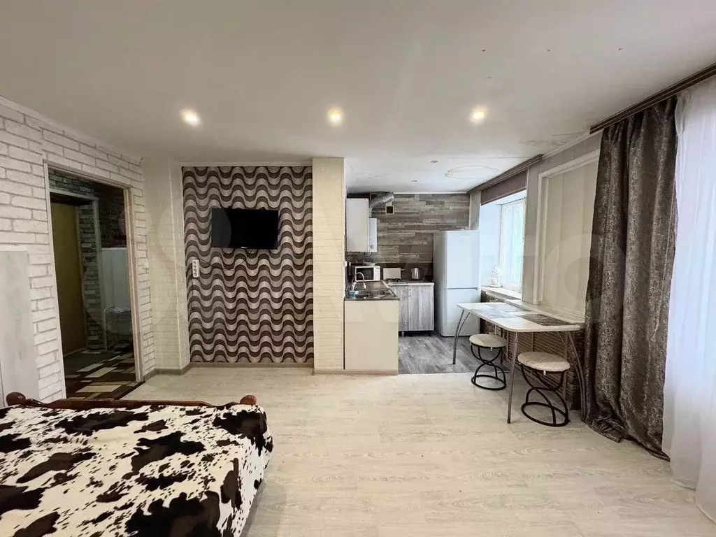 3-к. квартира, 45 м, 3/3 эт. - Фото 0