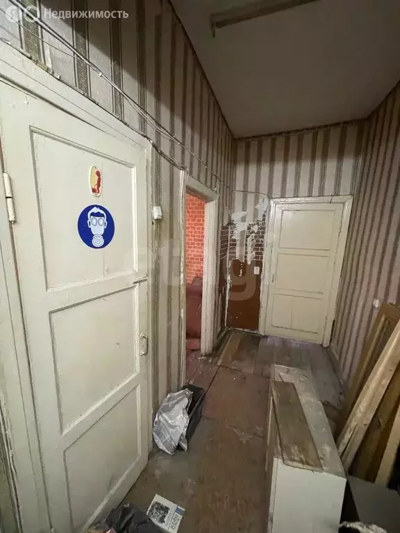 3-комнатная квартира: Нижний Тагил, улица Чернышевского, 8 (55.3 м) - Фото 1