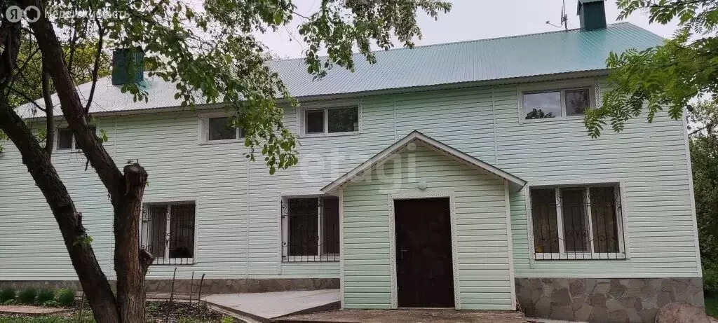 Дом в Республика Башкортостан, Миякинский сельсовет, село Киргиз-Мияки ... - Фото 0