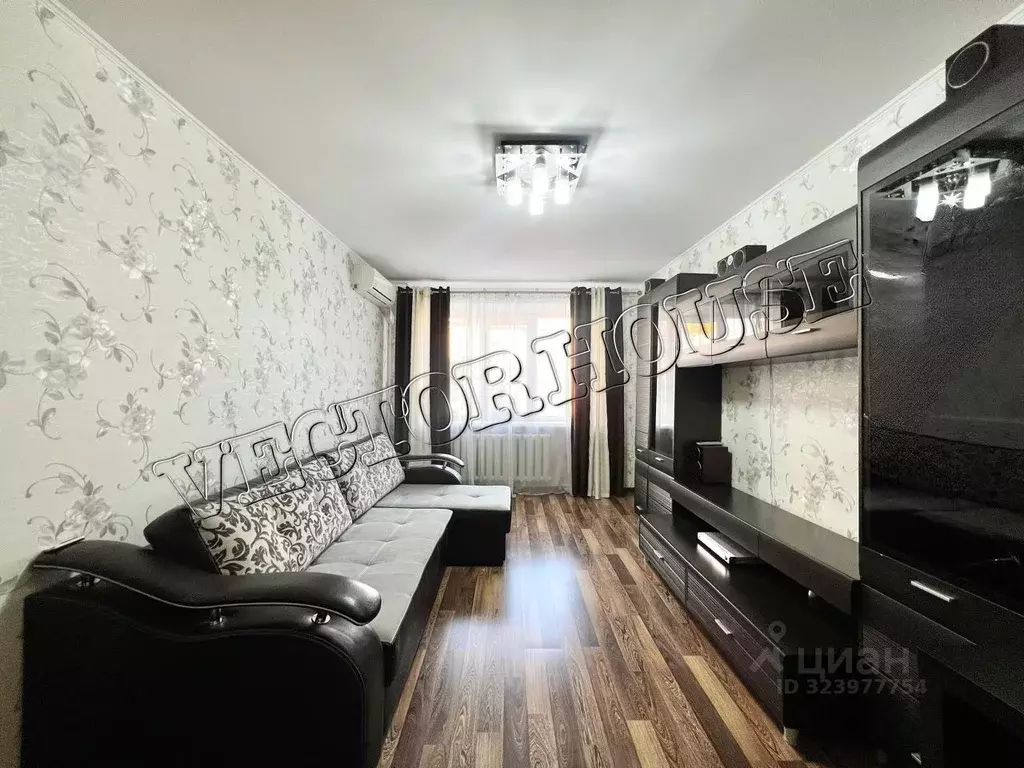 2-к кв. Брянская область, Брянск ул. Вали Сафроновой, 73 (47.0 м) - Фото 1