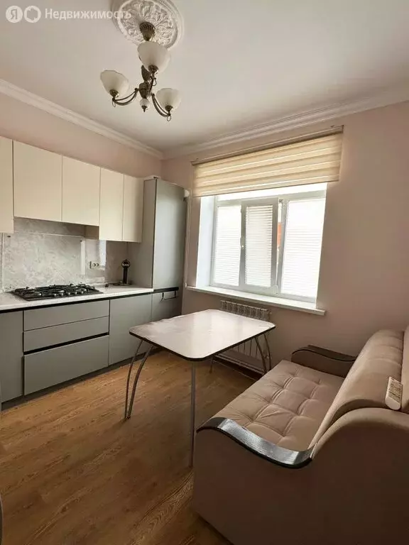 2-комнатная квартира: Дербент, улица Имама Шамиля, 4 (63 м) - Фото 1