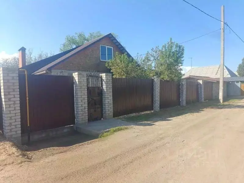Дом в Волгоградская область, Волжский Вишневый сад СНТ, ул. ... - Фото 0