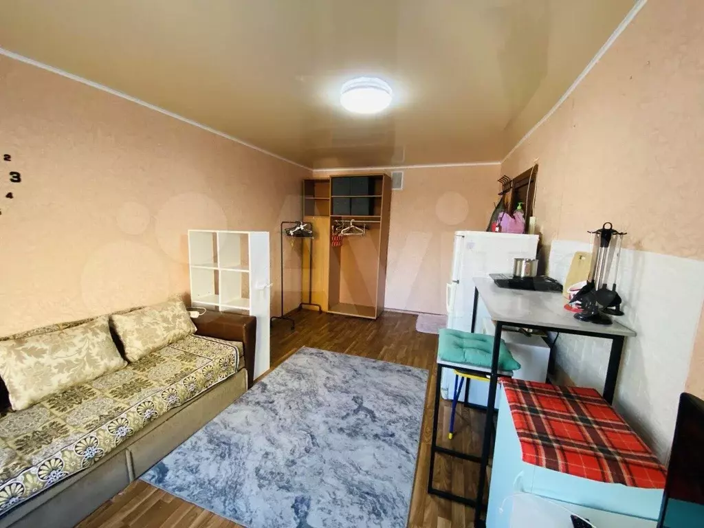 Комната 19 м в 4-к., 6/9 эт. - Фото 1