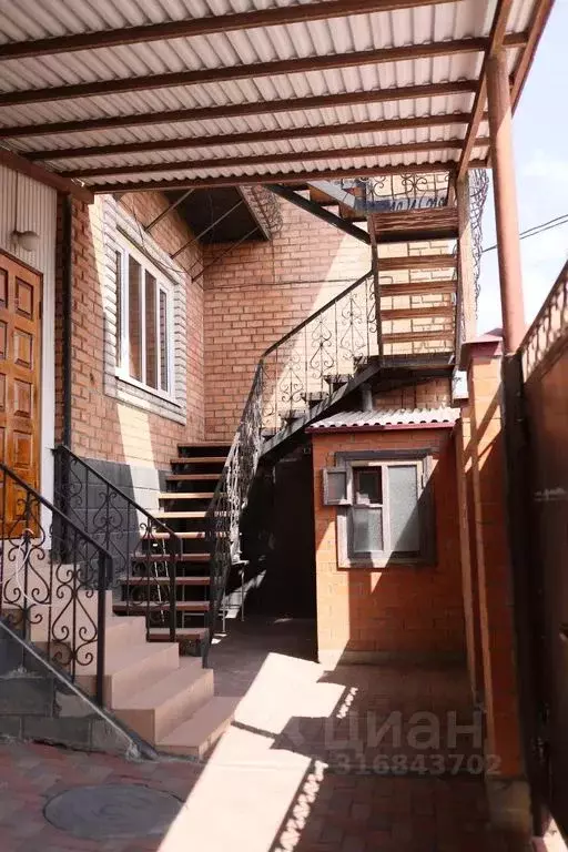 3-к кв. Ставропольский край, Ессентуки ул. Лазо, 29 (100.0 м) - Фото 1