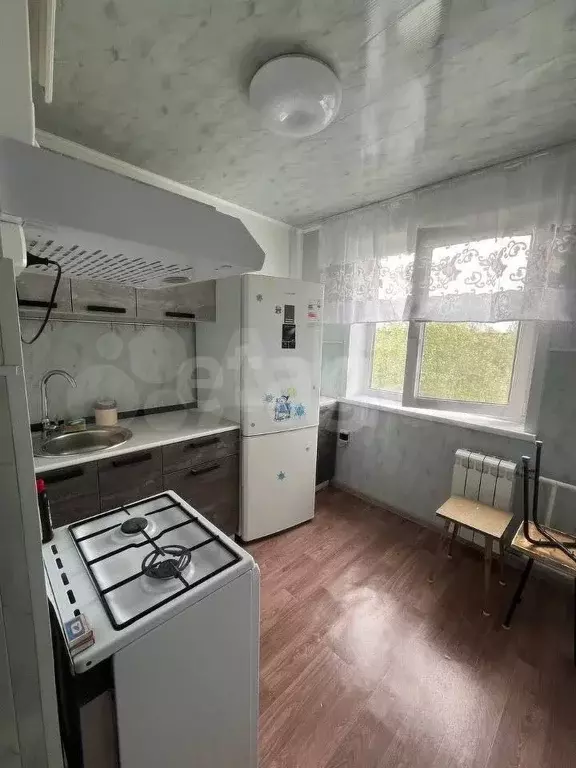 3-к. квартира, 60 м, 3/5 эт. - Фото 0