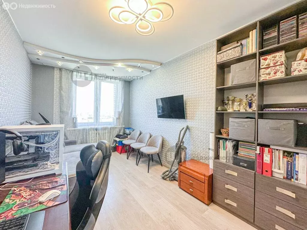 3-комнатная квартира: Санкт-Петербург, улица Шостаковича, 3к1 (76 м) - Фото 1