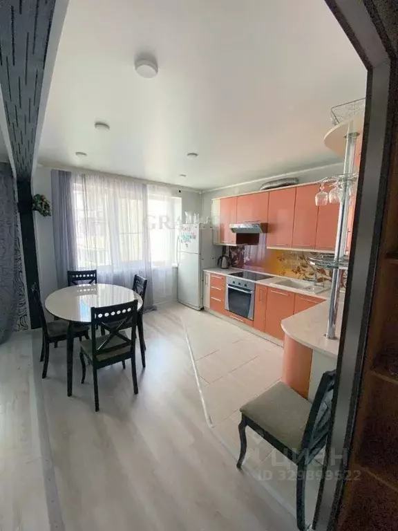 3-к кв. Алтай, Горно-Алтайск ул. Григория Чорос-Гуркина, 74 (84.4 м) - Фото 2