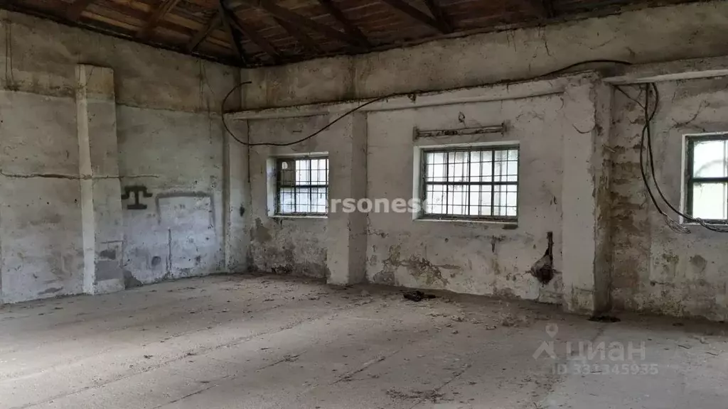 Помещение свободного назначения в Крым, Бахчисарайский район, с. ... - Фото 2