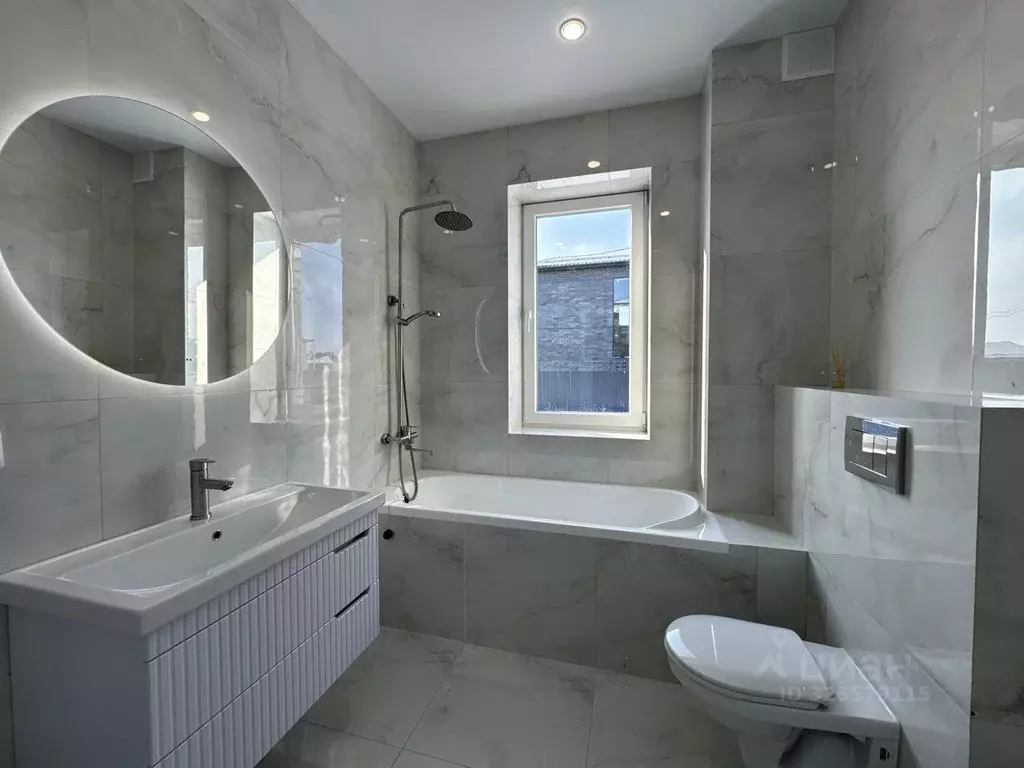 Дом в Татарстан, Казань Корнер Брайт жилой комплекс (150 м) - Фото 1