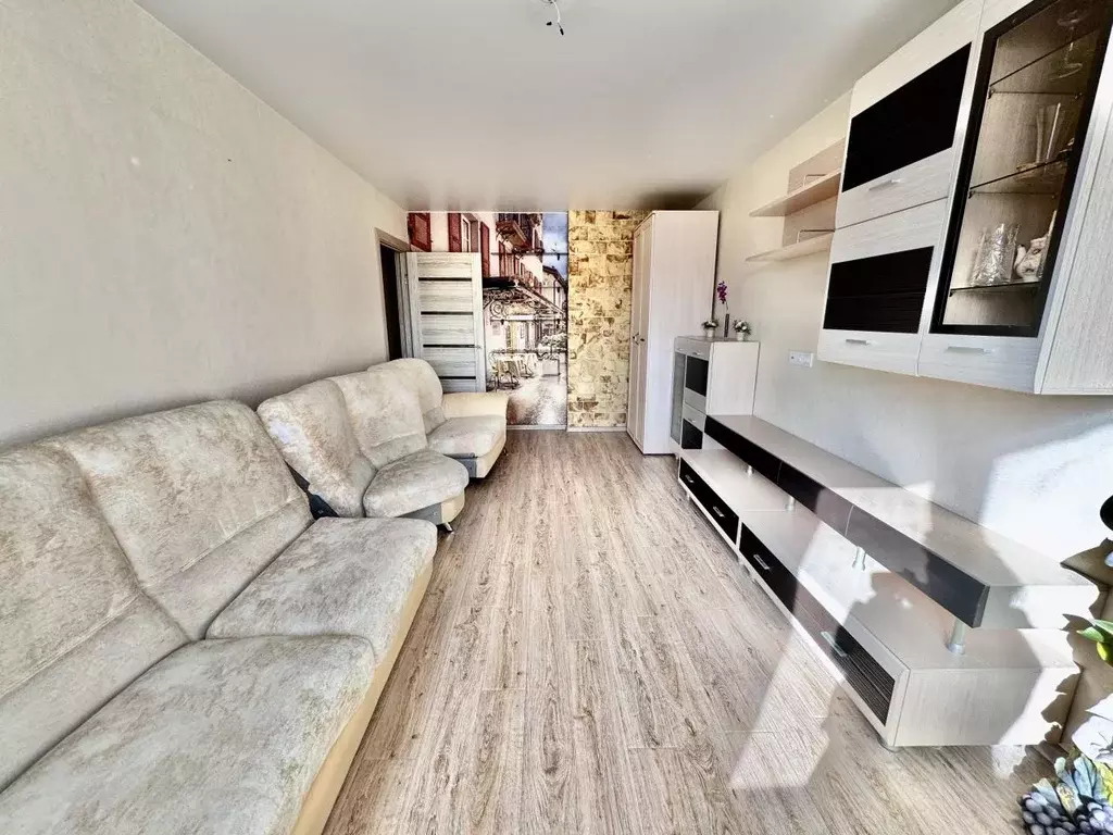 Квартира, 3 комнаты, 62.2 м - Фото 1