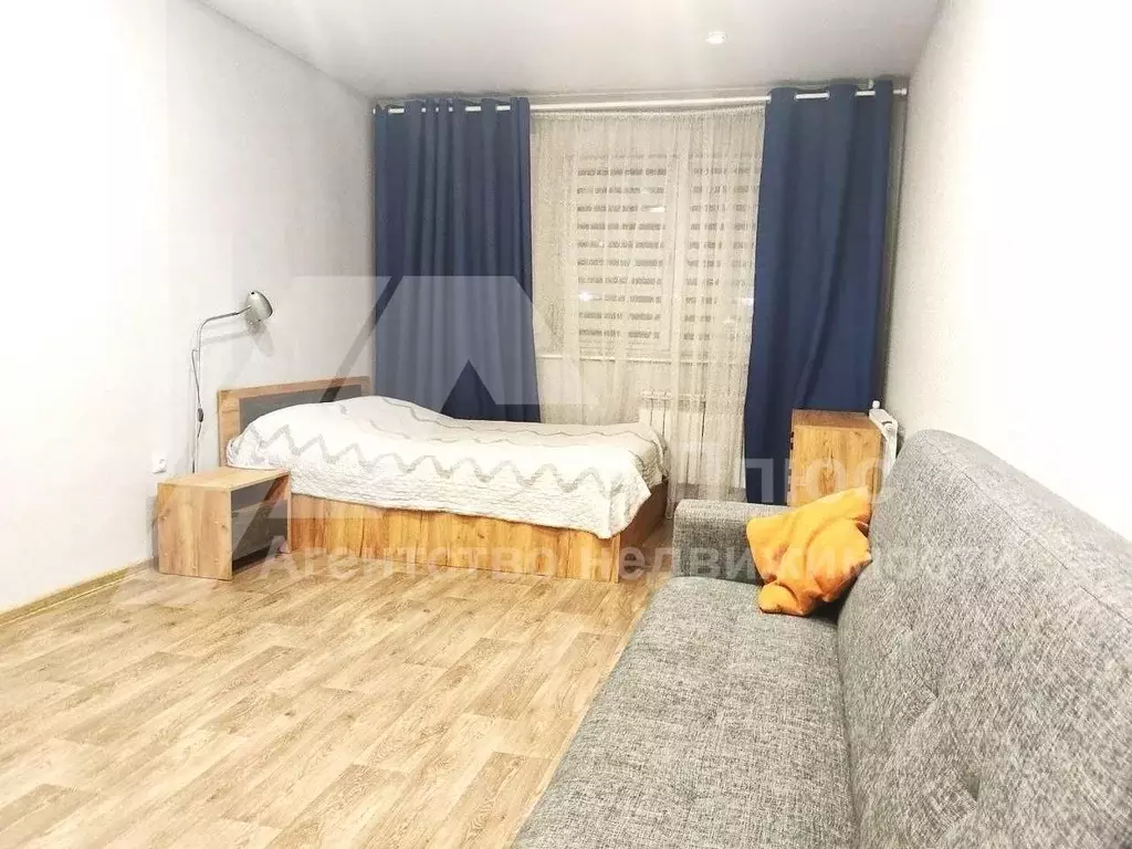2-к кв. Вологодская область, Вологда ул. Гагарина, 80Ак4 (70.2 м) - Фото 0