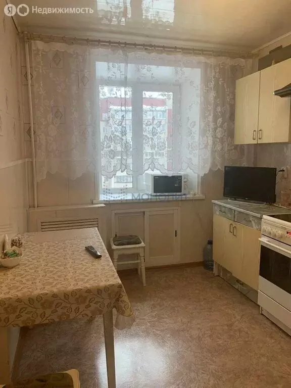 3-комнатная квартира: Киров, улица Сурикова, 41 (60.9 м) - Фото 1