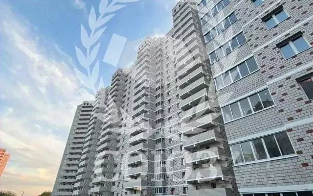 1-к кв. Калужская область, Калуга бул. Солнечный, 10 (39.3 м) - Фото 1