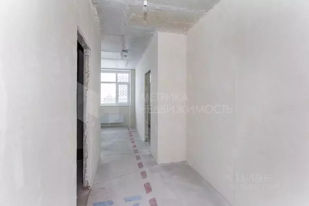 1-к кв. Тюменская область, Тюмень ул. Тимофея Чаркова, 91 (36.5 м) - Фото 1