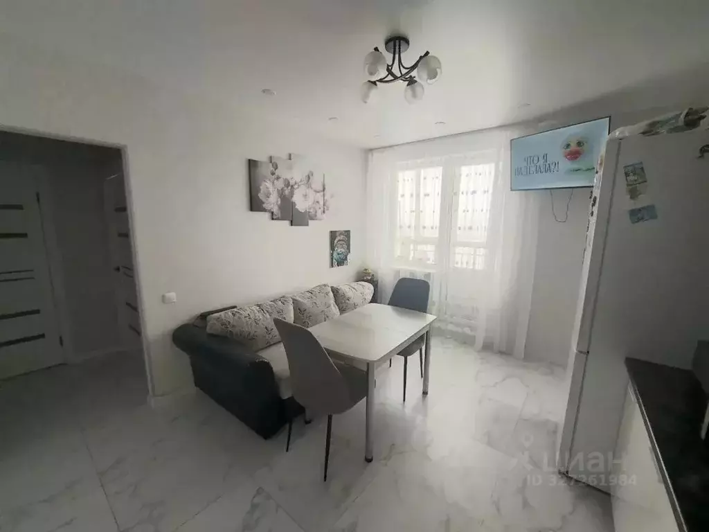 2-к кв. Волгоградская область, Волгоград ул. Гаря Хохолова, 4 (53.0 м) - Фото 2