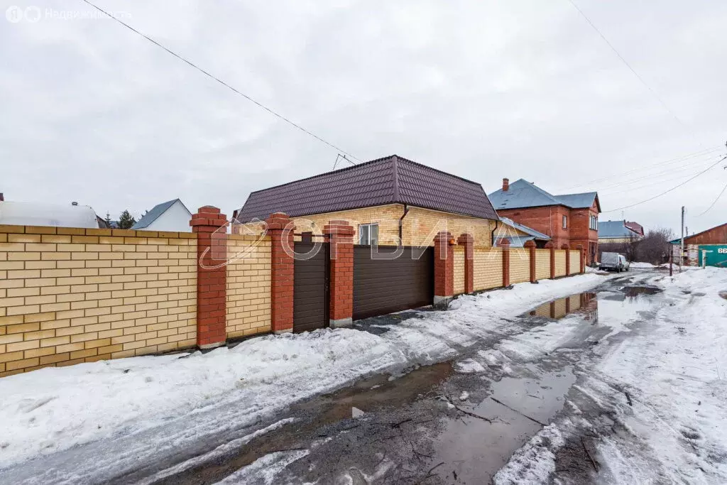 Дом в посёлок Московский, Центральная улица, 64 (236 м) - Фото 0