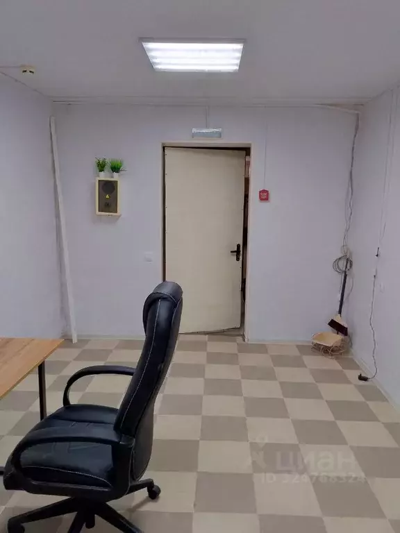 Офис в Краснодарский край, Анапа ул. Самбурова, 252 (14 м) - Фото 2