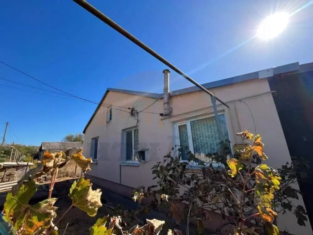 Дом в Крым, Сакский район, Крайненское с/пос, с. Трудовое ул. Школьная ... - Фото 2