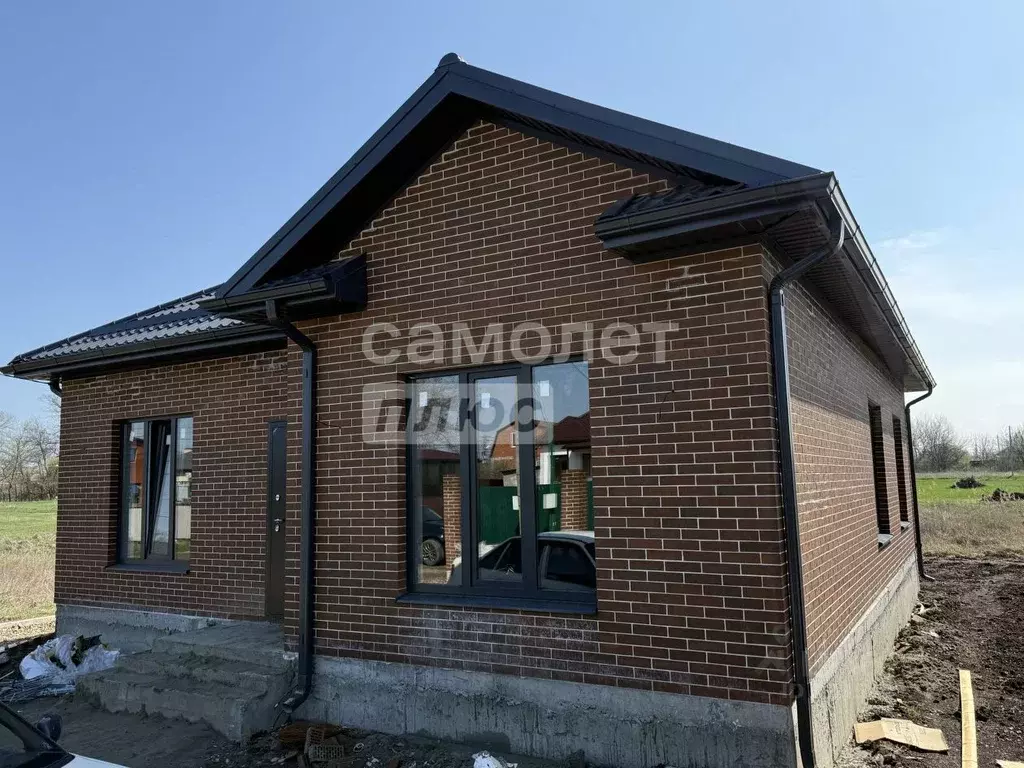 Дом в Краснодарский край, Динская ст-ца ул. Степная (120 м) - Фото 2