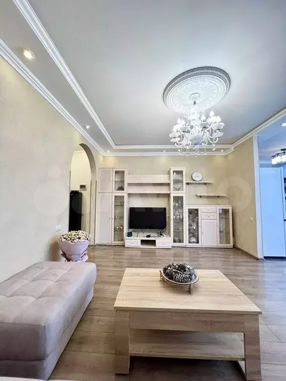 3-к. квартира, 80 м, 4/4 эт. - Фото 1