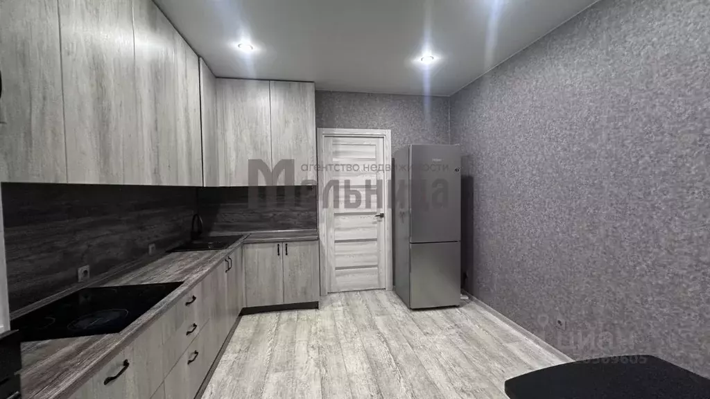 1-к кв. Волгоградская область, Волгоград бул. 30-летия Победы, 32 ... - Фото 0