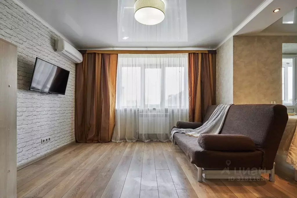 1-к кв. Ростовская область, Аксай Садовая ул., 8Б (50.0 м) - Фото 1
