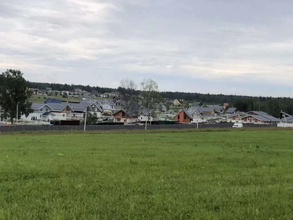 Участок в Московская область, Солнечногорск городской округ, д. ... - Фото 1