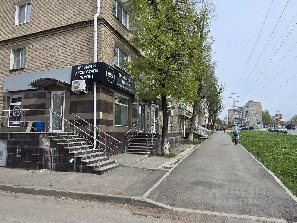 Помещение свободного назначения в Башкортостан, Уфа Комсомольская ул., ... - Фото 0
