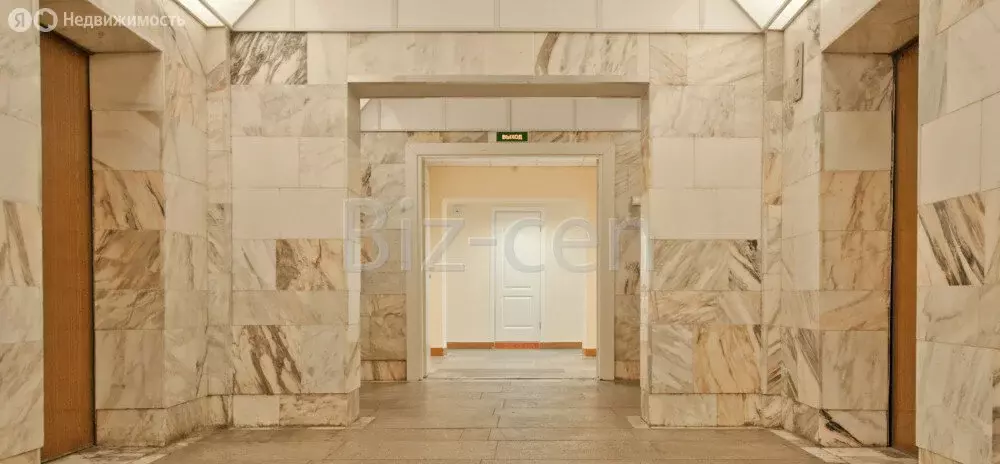 Офис (347 м) - Фото 1