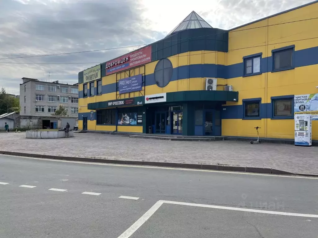 Помещение свободного назначения в Ленинградская область, Кириши ул. ... - Фото 1