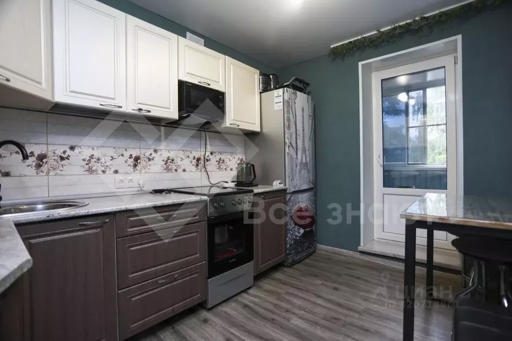 3-к кв. Челябинская область, Челябинск ул. Горького, 66А (60.4 м) - Фото 2