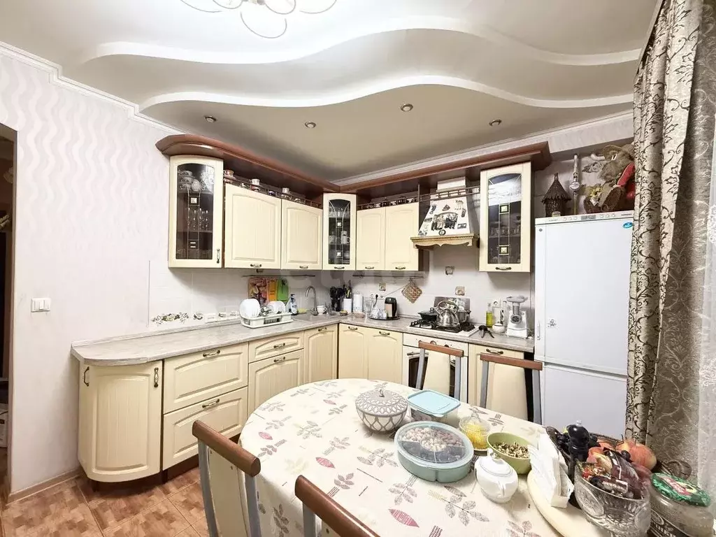 3-к кв. Татарстан, Казань ул. Болотникова, 9 (89.2 м) - Фото 1