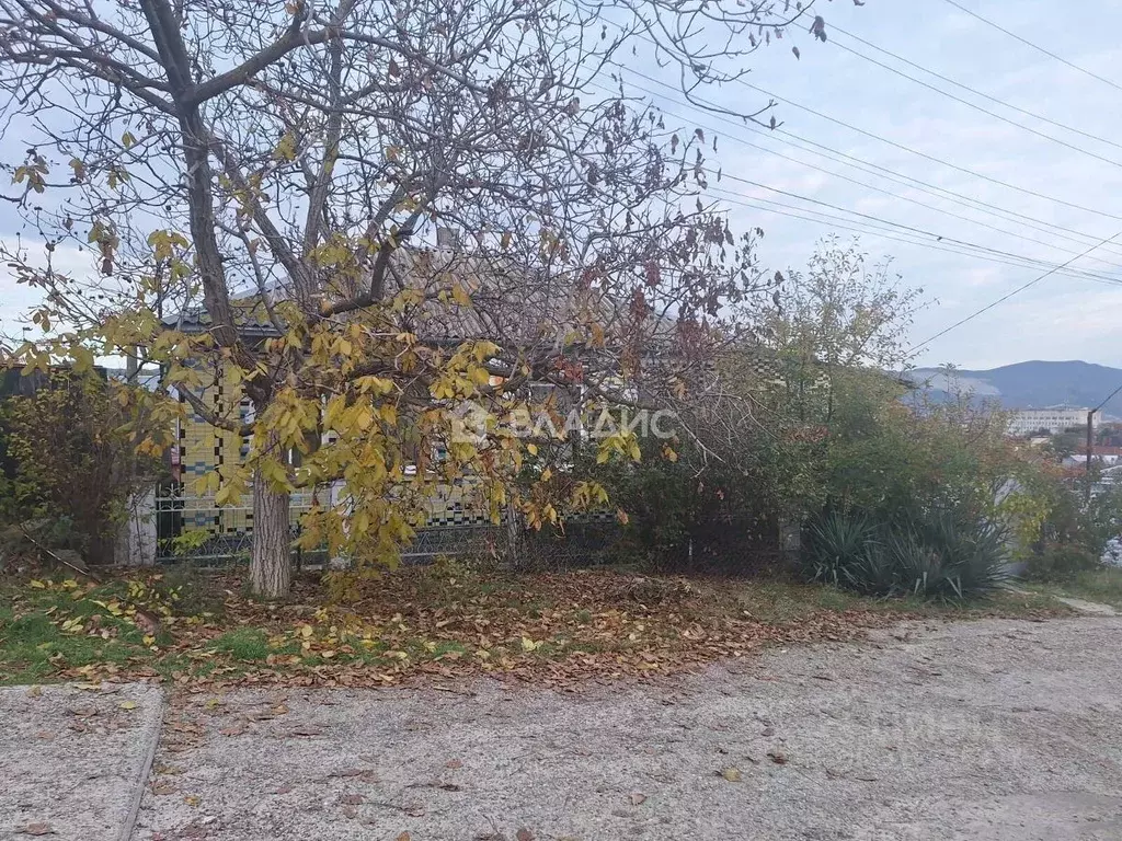 Дом в Краснодарский край, Новороссийск Октябрьский пер., 18 (97 м) - Фото 0