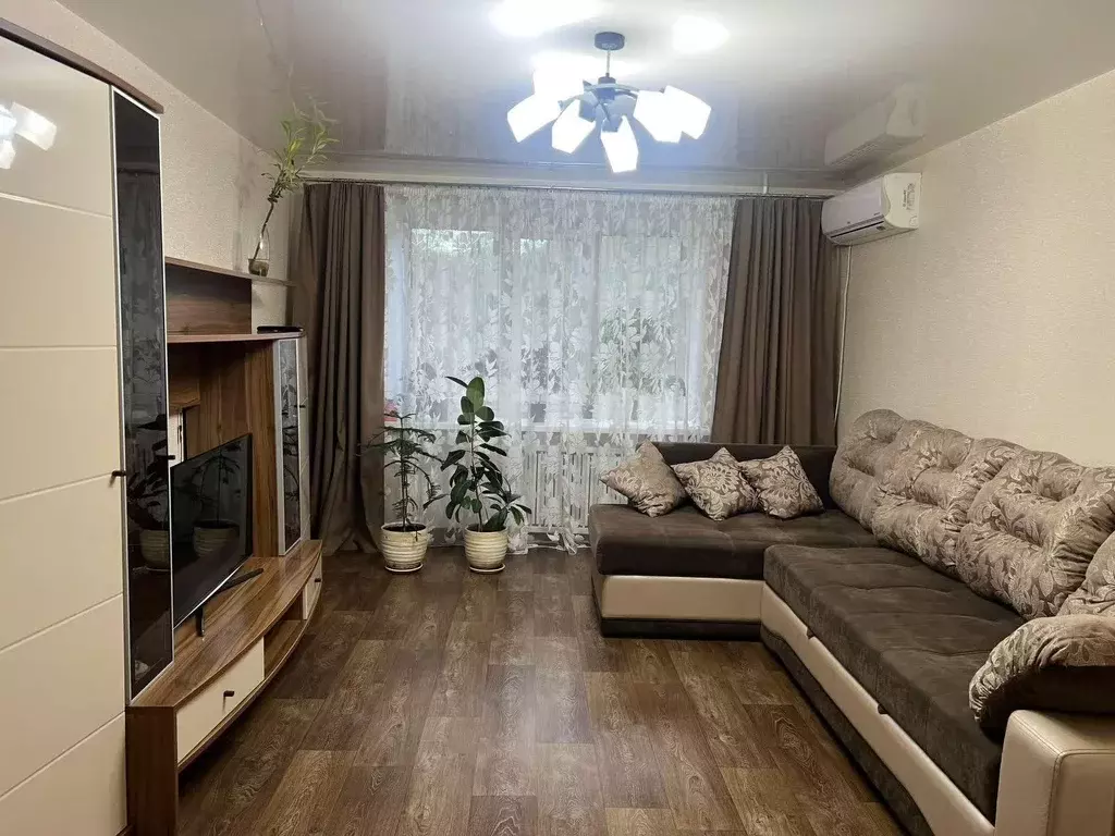 Квартира, 3 комнаты, 64.8 м - Фото 1