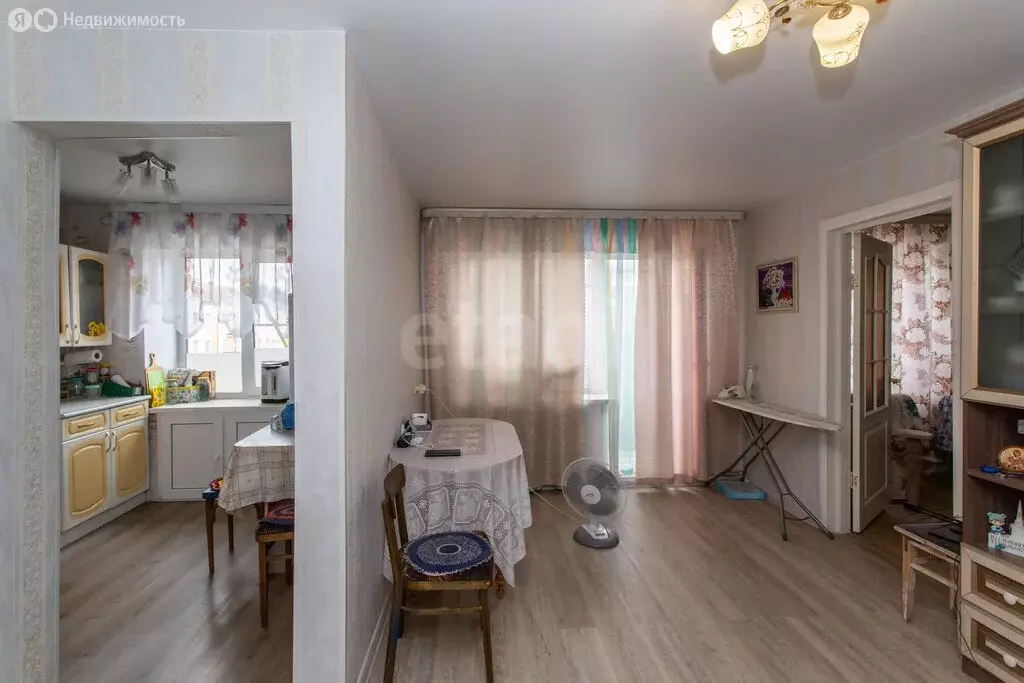 2-комнатная квартира: Тобольск, улица Семёна Ремезова, 64А (41 м) - Фото 2