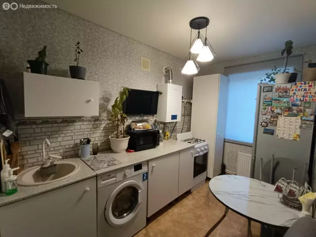 1-комнатная квартира: Красногорняцкий, улица Борзик, 43В (28 м) - Фото 0
