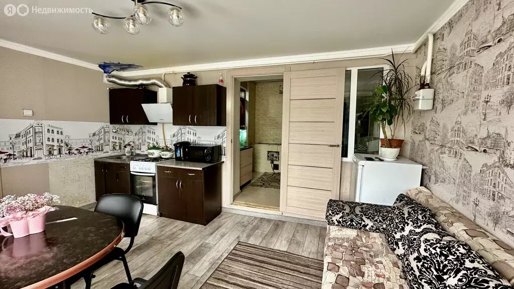 2-комнатная квартира: село Коноково, улица Коминтерна, 48 (45 м) - Фото 1