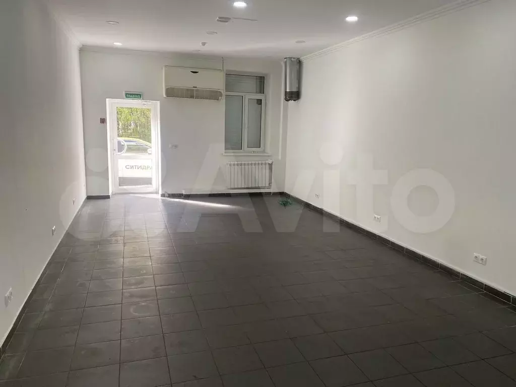 Продажа арендного бизнеса,торговая площадь, 55.3 м - Фото 1