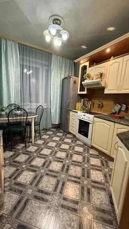 4-к кв. Кемеровская область, Кемерово просп. Ленина, 164 (84.0 м) - Фото 2