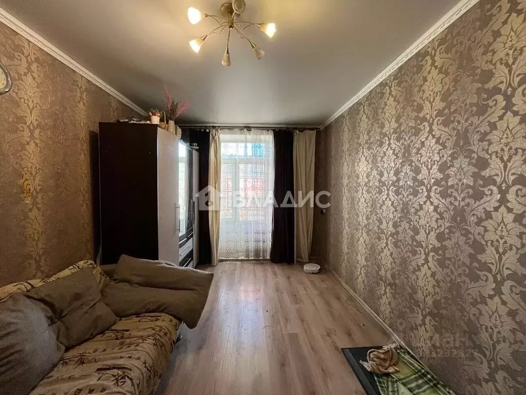 2-к кв. Бурятия, Улан-Удэ Октябрьская ул., 15 (51.6 м) - Фото 1