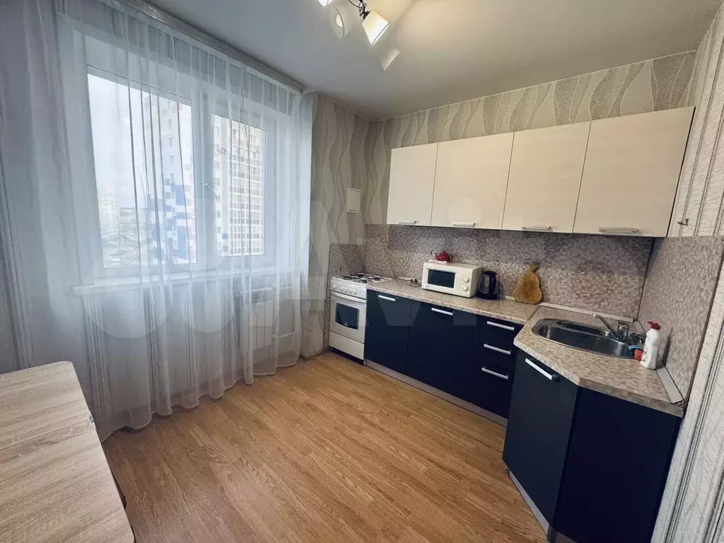 2-к. квартира, 58 м, 7/16 эт. - Фото 0