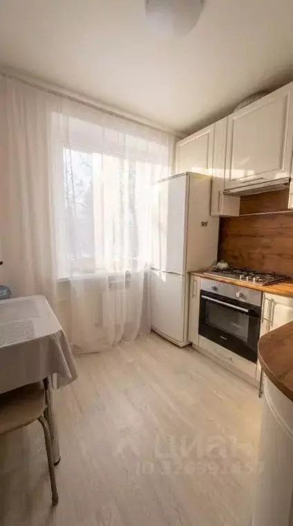 2-к кв. Самарская область, Кинель городской округ, Усть-Кинельский пгт ... - Фото 1