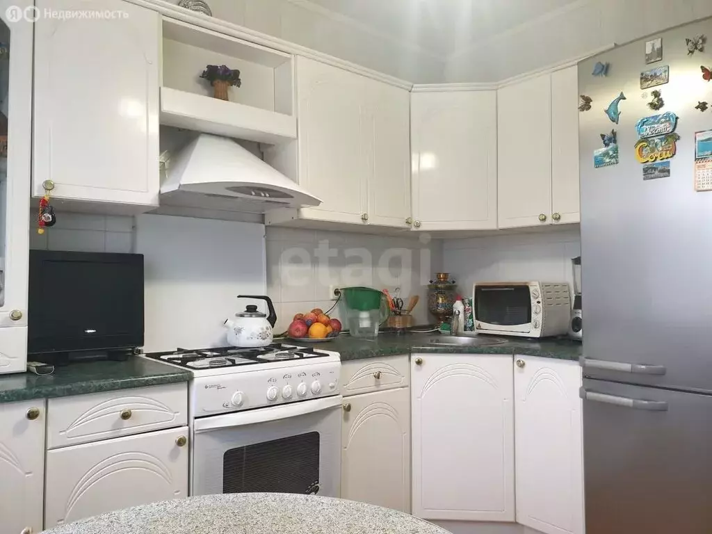 2-комнатная квартира: Саратов, Обуховский переулок, 13/19 (62.2 м) - Фото 2